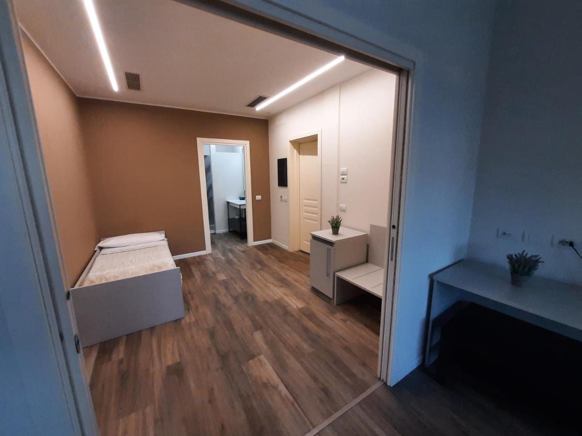 Stop&Go Suites And Apartments Маранелло Екстер'єр фото